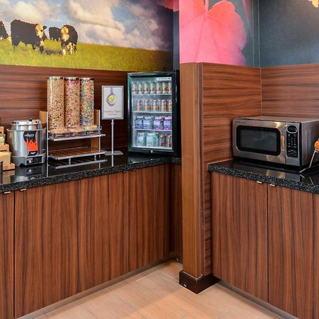 Fairfield Inn & Suites Бомонт Екстер'єр фото