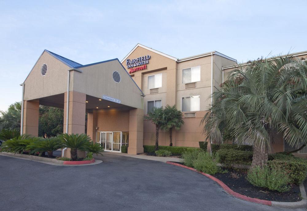 Fairfield Inn & Suites Бомонт Екстер'єр фото