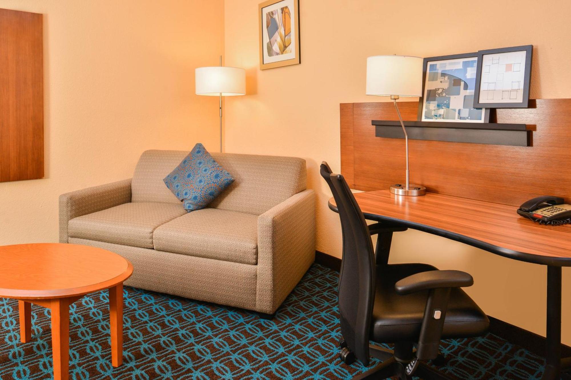 Fairfield Inn & Suites Бомонт Екстер'єр фото