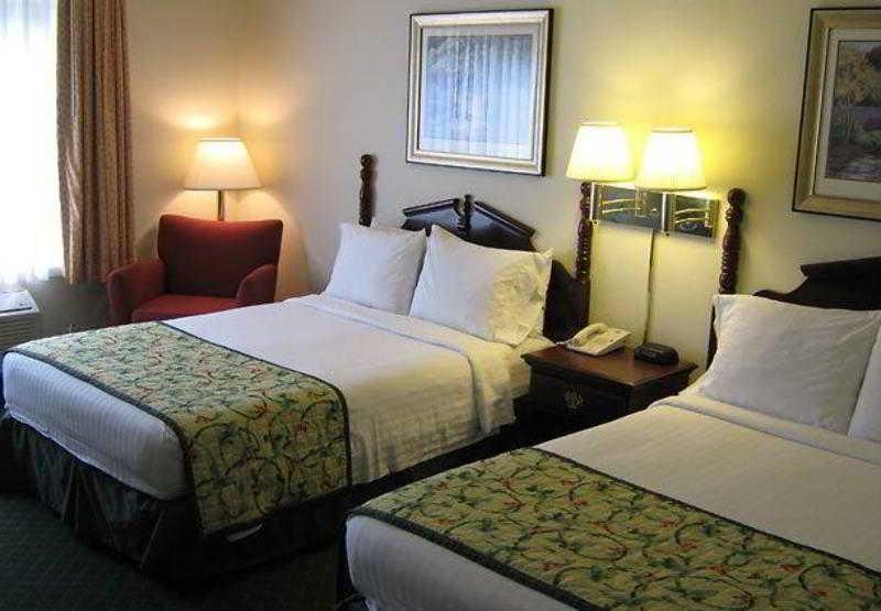 Fairfield Inn & Suites Бомонт Номер фото