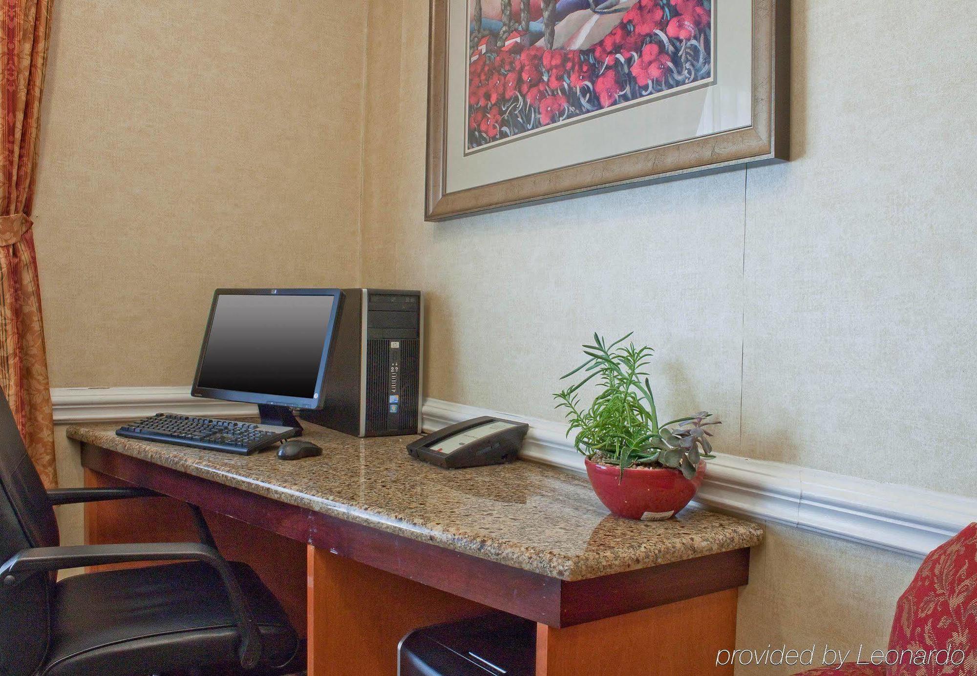 Fairfield Inn & Suites Бомонт Екстер'єр фото