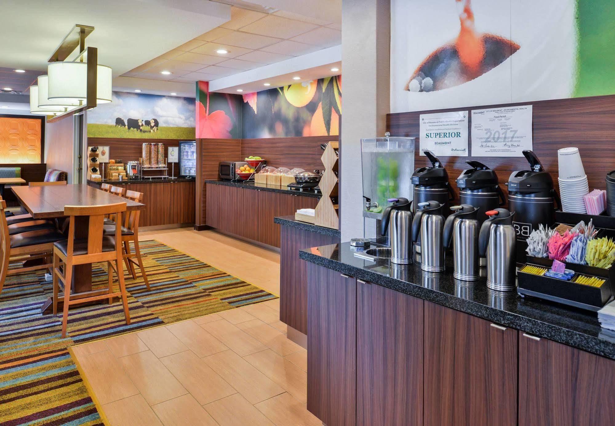Fairfield Inn & Suites Бомонт Екстер'єр фото